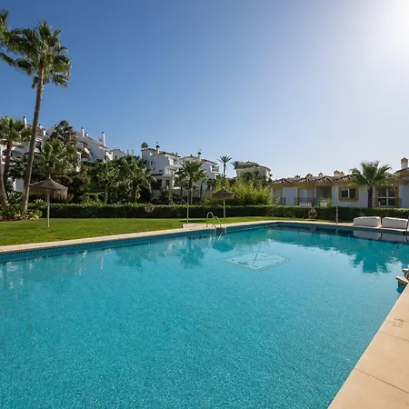 Apartment 2 Beds In Calahonda With Golf And